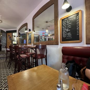 Le Forum - Intérieur brasserie Belle Époque Aix