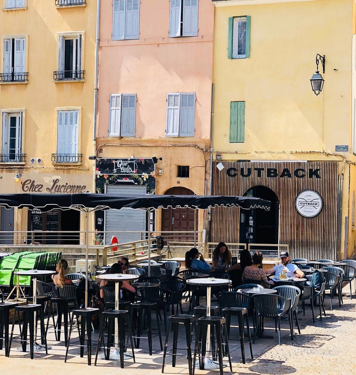 Le Cutback - Bar place des Cardeurs Aix-en-Provence
