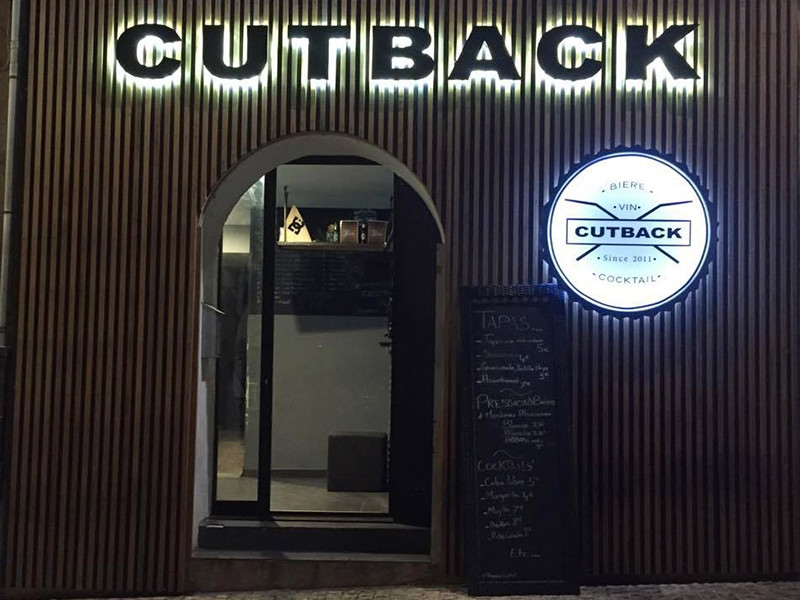 Le Cutback - Devanture place des Cardeurs