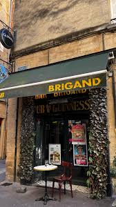 Le Brigand - Devanture place Richelme